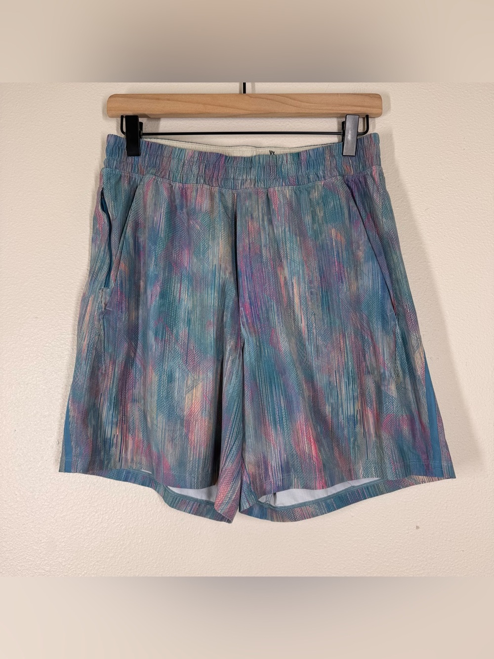 Lululemon Pacebreaker Run Linerless Shorts Pixel Blue 7" Pockets Medium M7B81S